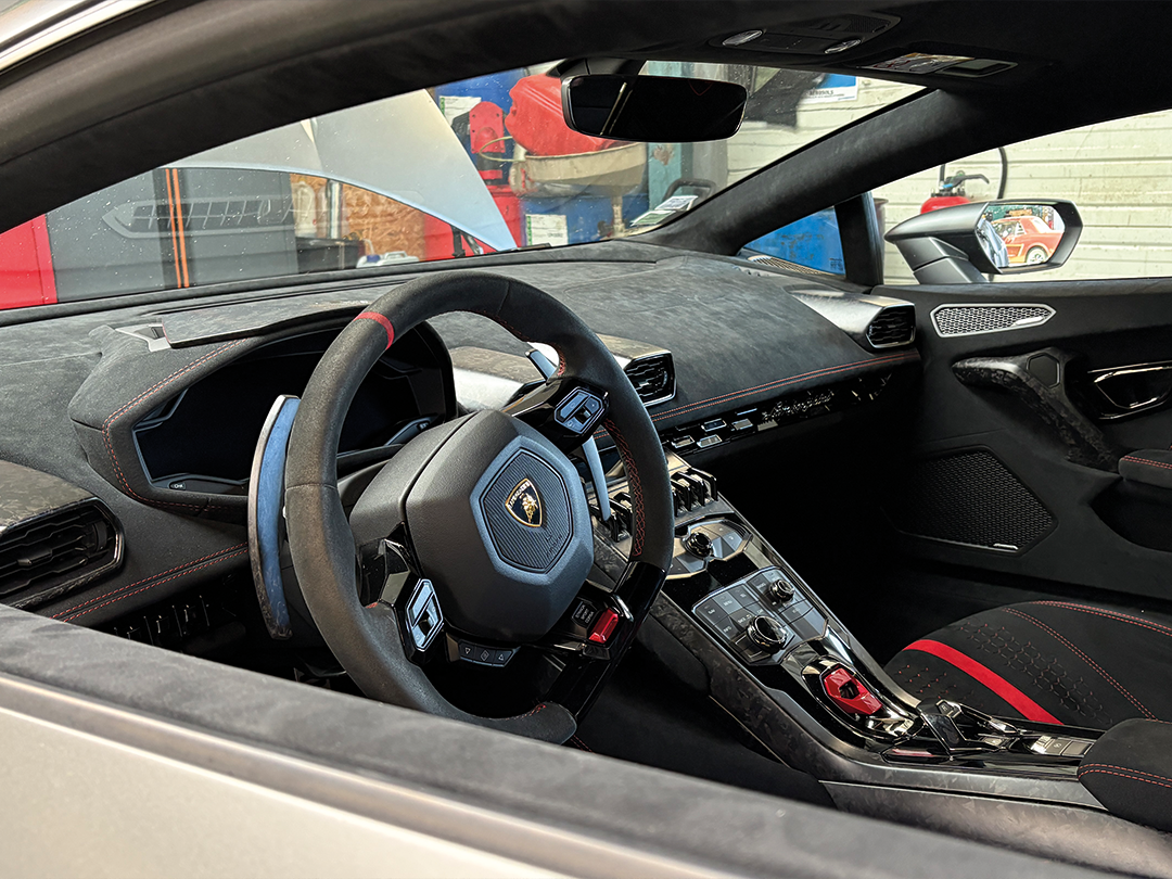 Lamborghini-2