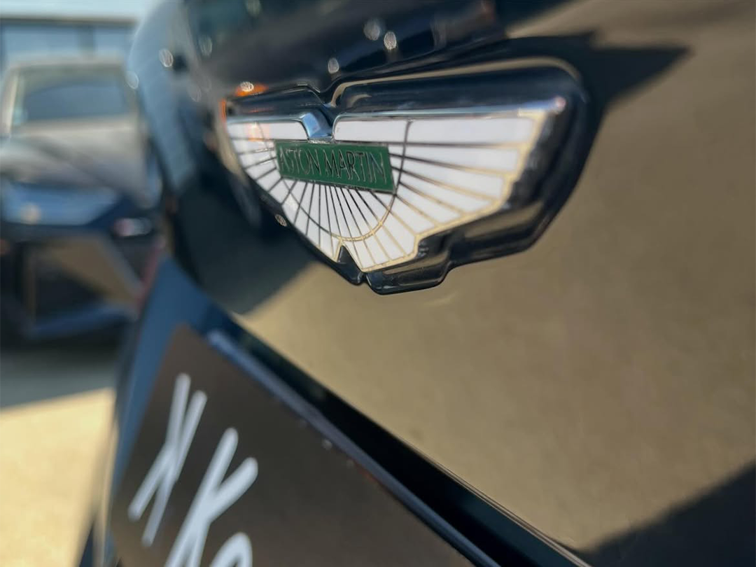 DB9-7